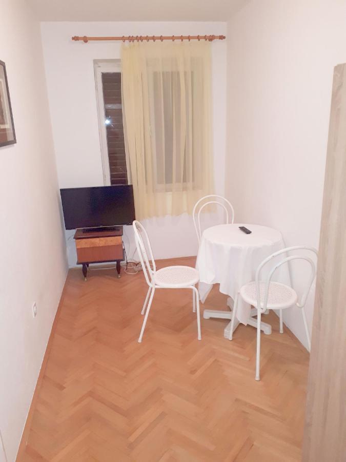 Pavlinovic Jure Apartment Макарска Екстериор снимка