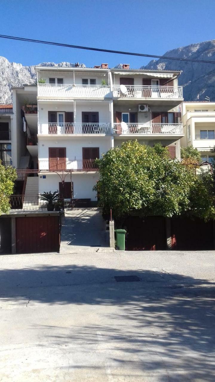 Pavlinovic Jure Apartment Макарска Екстериор снимка