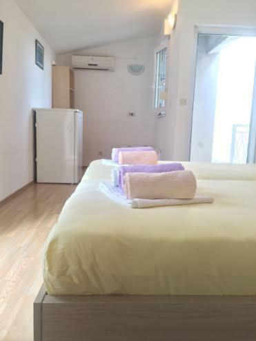 Pavlinovic Jure Apartment Макарска Екстериор снимка