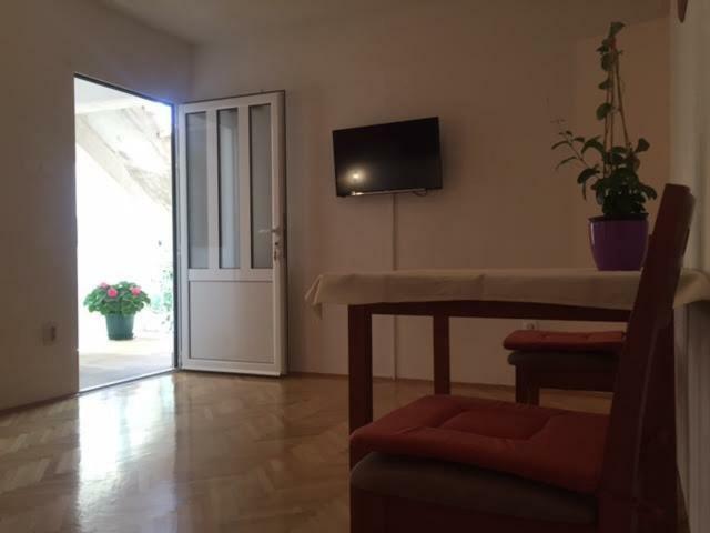 Pavlinovic Jure Apartment Макарска Екстериор снимка