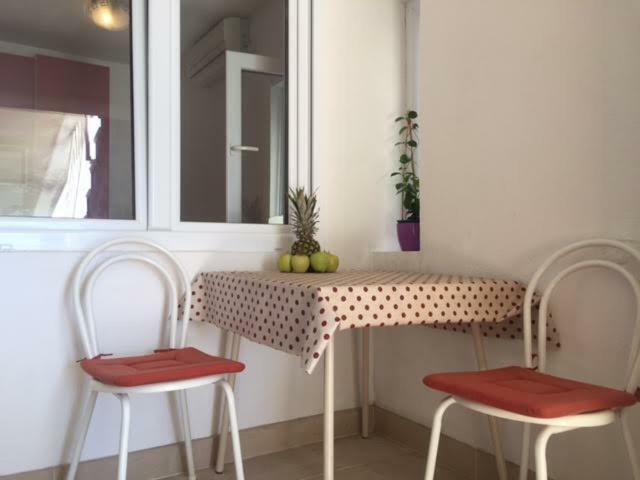 Pavlinovic Jure Apartment Макарска Екстериор снимка